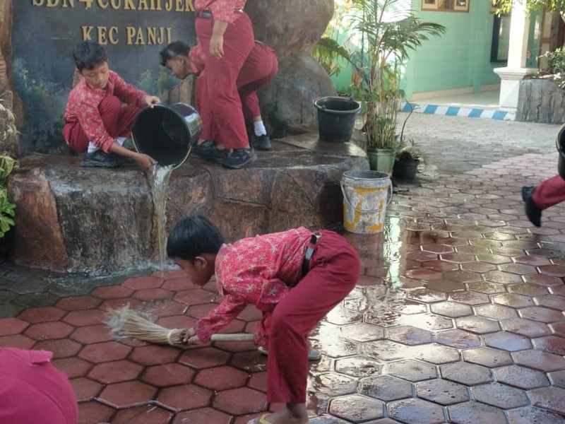 Pelaksanaan Rabu Bersih Lingkungan ( BERLIAN)